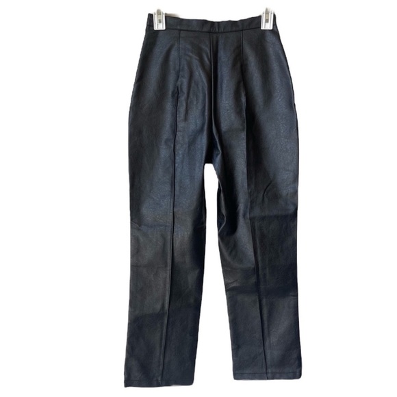 🌺PRINCESS POLLY Encore Faux Leather (Vegan friendly) Classic Black Size 4🌺 - Picture 7 of 9